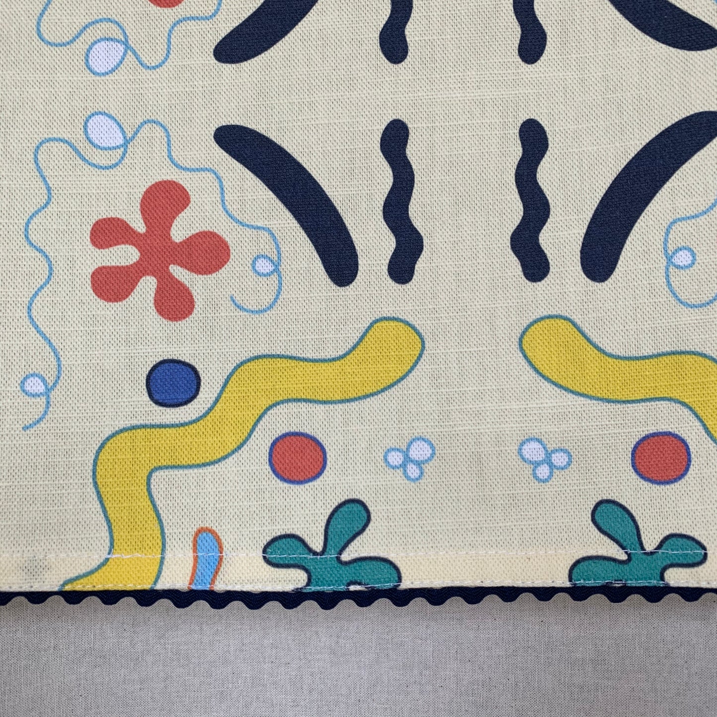 Squiggle Tea Towel (Navy Edging)