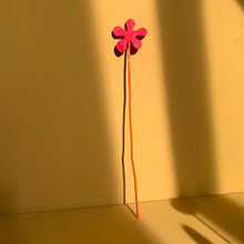 Load image into Gallery viewer, Wire Flowers
